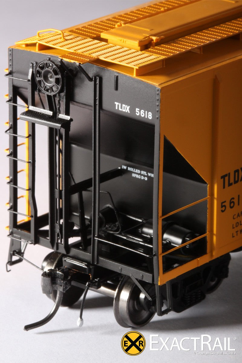 PS-2CD 4427 Covered Hopper : TLDX : Gold Kist - ExactRail Model Trains - 6