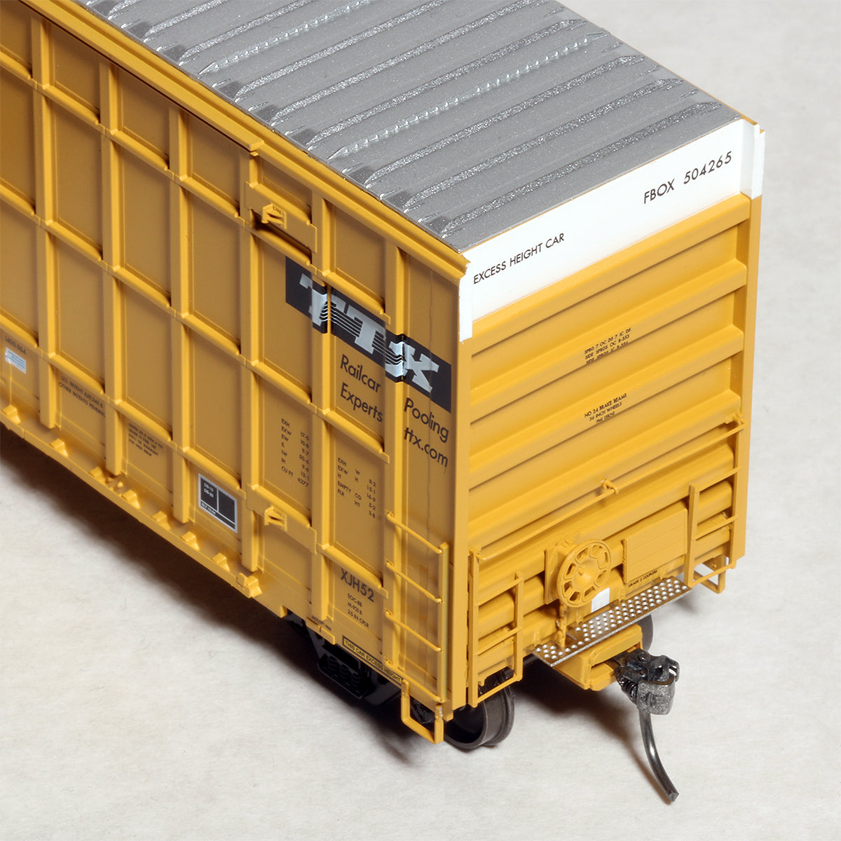 HO Scale: Trinity 6275 Boxcar - TTX/FBOX '2004 As-Delivered ...